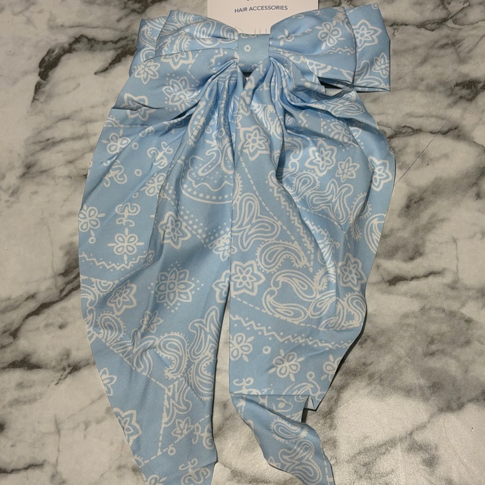 Arizona Jean Company Blue Paisley Hair Bow